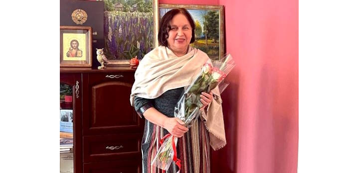  Сегодня день рождения у заведующей библиотекой Верхневолжского ГАУ — Долговой Елены Александровны!