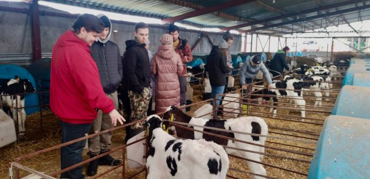 Завершились выездные занятия у студентов 3 курса специальности «Ветеринария»!