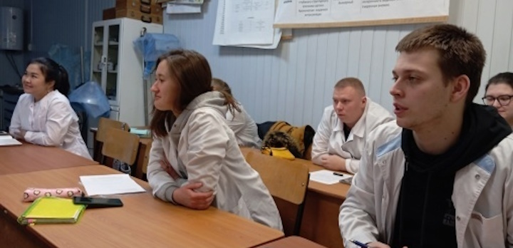 Круглый стол "Проблемы нарушения обмена веществ у птиц"