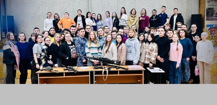 Встреча наших студентов с представителями Росгвардии и ОМОН