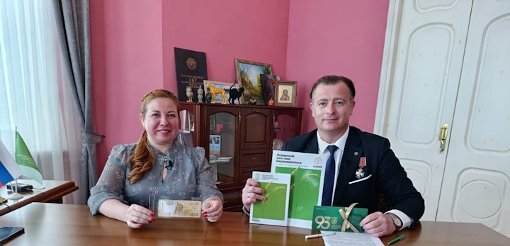 Встреча ректора с Михаилом Дорофеевым и представителями Ивановского общественного телевидения!