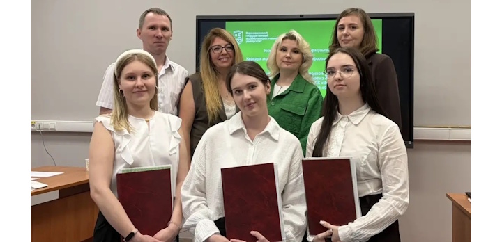 На инженерно-экономическом факультете успешно прошла защита выпускных квалификационных работ по направлению «Экономика»!
