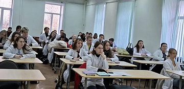 Сегодня перед 4 курсом выступила Нигова Екатерина Алексеевна — известный российский ветеринарный врач-диетолог и вице-президент Российского общества ветеринарной диетологии и клинического питания VETNUTRITION.